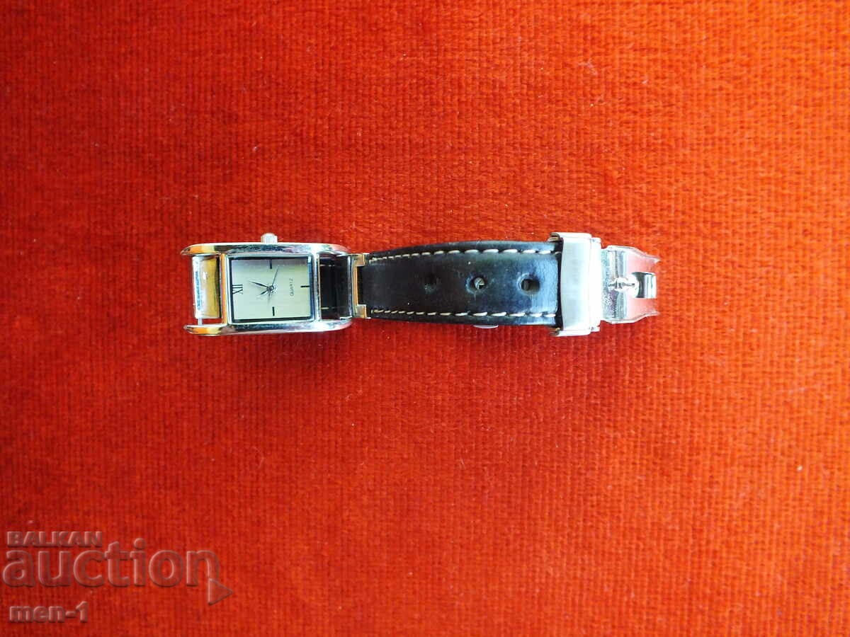 κυρίες ρολόι με τιμή 50.00 BGN | € 25.56 κυρίες ρολόι με τιμή 50.00 BGN | € 25.56