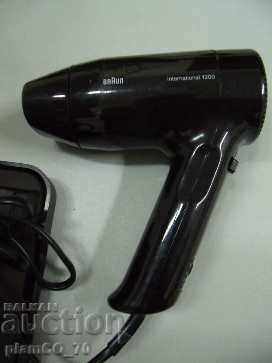 Auction No.*6423 old BRAUN hair dryer - with box - working Auction No.*6423 old BRAUN hair dryer - with box - working
