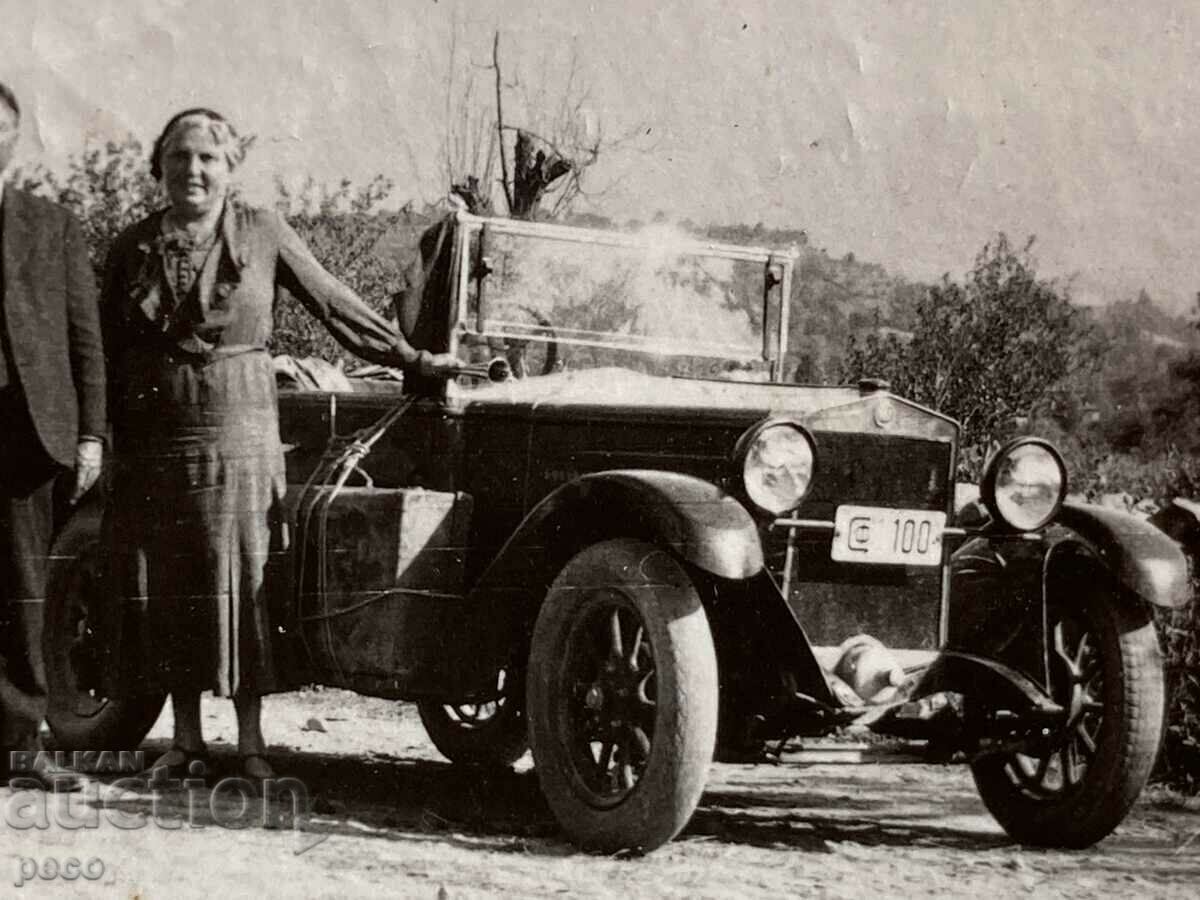 Auction  Fiat 509 1932 From Ostrets to Troyan peak Mara Gidik Sf 100