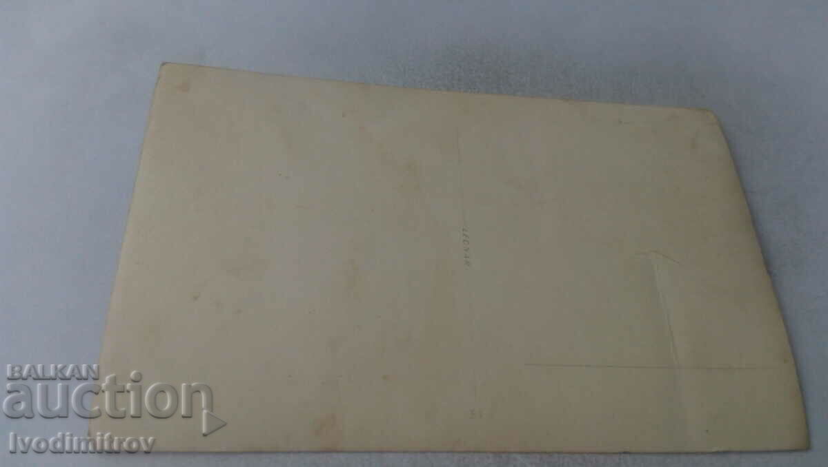 Foto Femeie și fetiță cu preț 1.35 BGN | € 0.69 Foto Femeie și fetiță cu preț 1.35 BGN | € 0.69