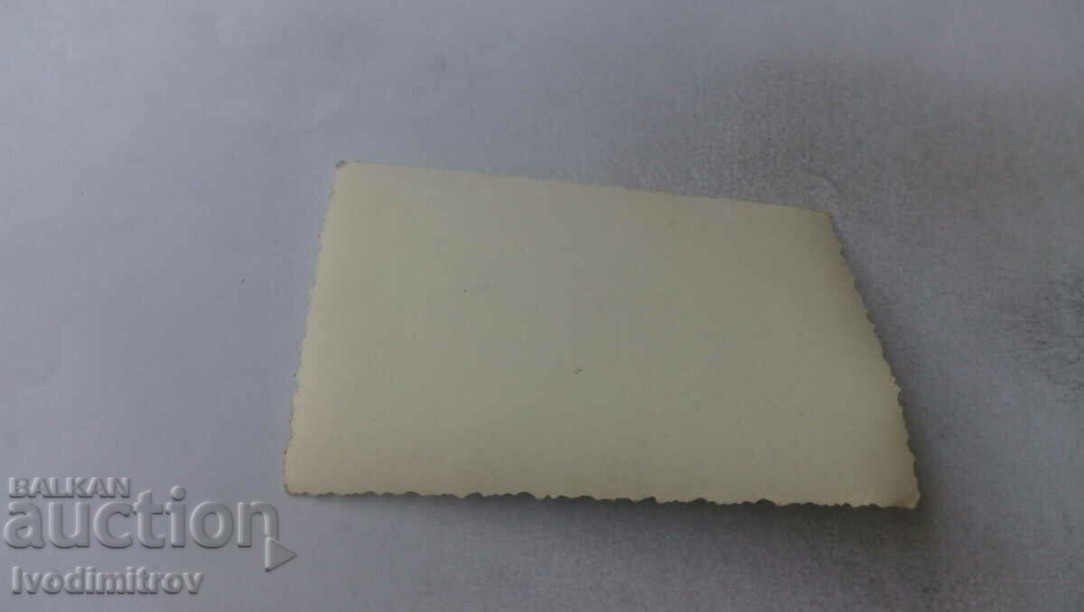 Photo Man in shorts carrying hay with price 2.35 BGN | € 1.20 Photo Man in shorts carrying hay with price 2.35 BGN | € 1.20