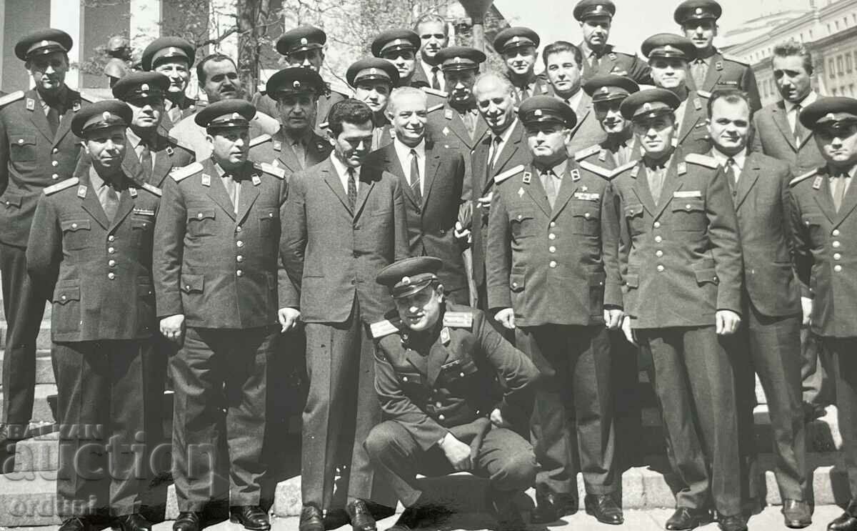 2565 ofițeri bulgari clasa a 68-a Mausoleul de absolvire a 20-a cu preț 10.00 BGN | € 5.11