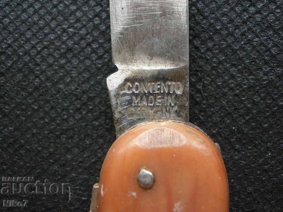 Παράδοση Παλιό, γερμανικό, μαχαίρι τσέπης. Παράδοση Παλιό, γερμανικό, μαχαίρι τσέπης.