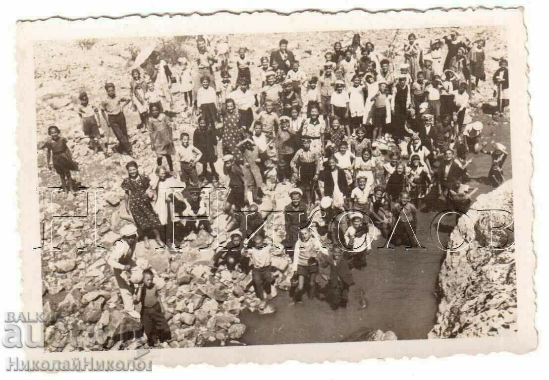 Auction LOT 5x SMALL OLD PHOTOS BOILER CHILDREN SUMMER B943 Auction LOT 5x SMALL OLD PHOTOS BOILER CHILDREN SUMMER B943