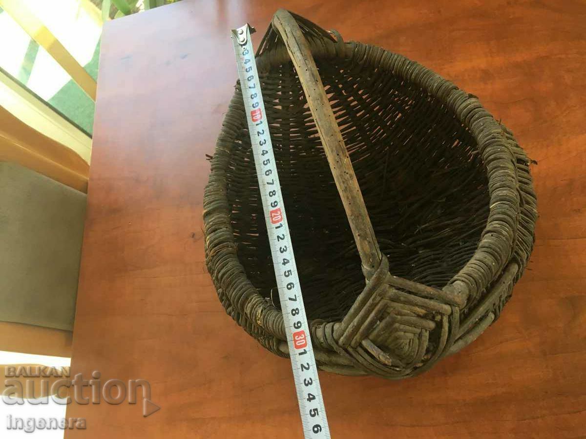 Auction BASKET WICKED BASKET ANTIQUE Auction BASKET WICKED BASKET ANTIQUE