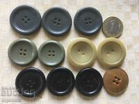LOT OF BUTTONS LARGE BUTTON