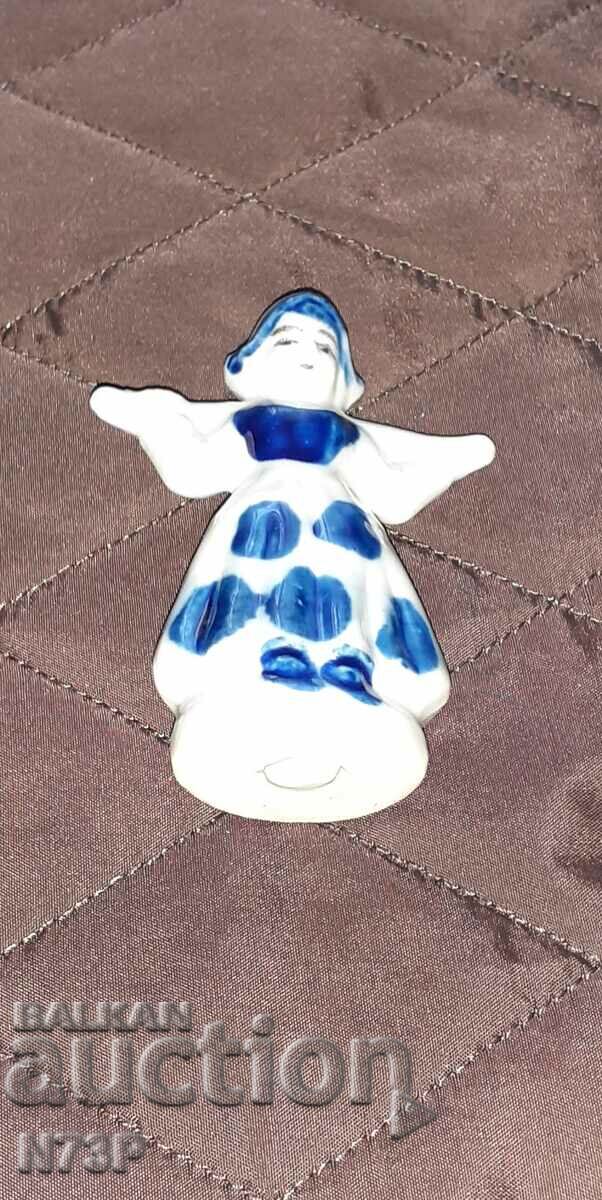 Auction OLD PORCELAIN FIGURE. Auction OLD PORCELAIN FIGURE.