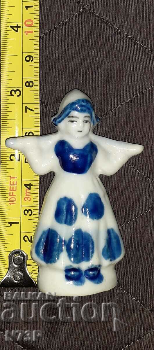 OLD PORCELAIN FIGURE. - 6 OLD PORCELAIN FIGURE. - 6