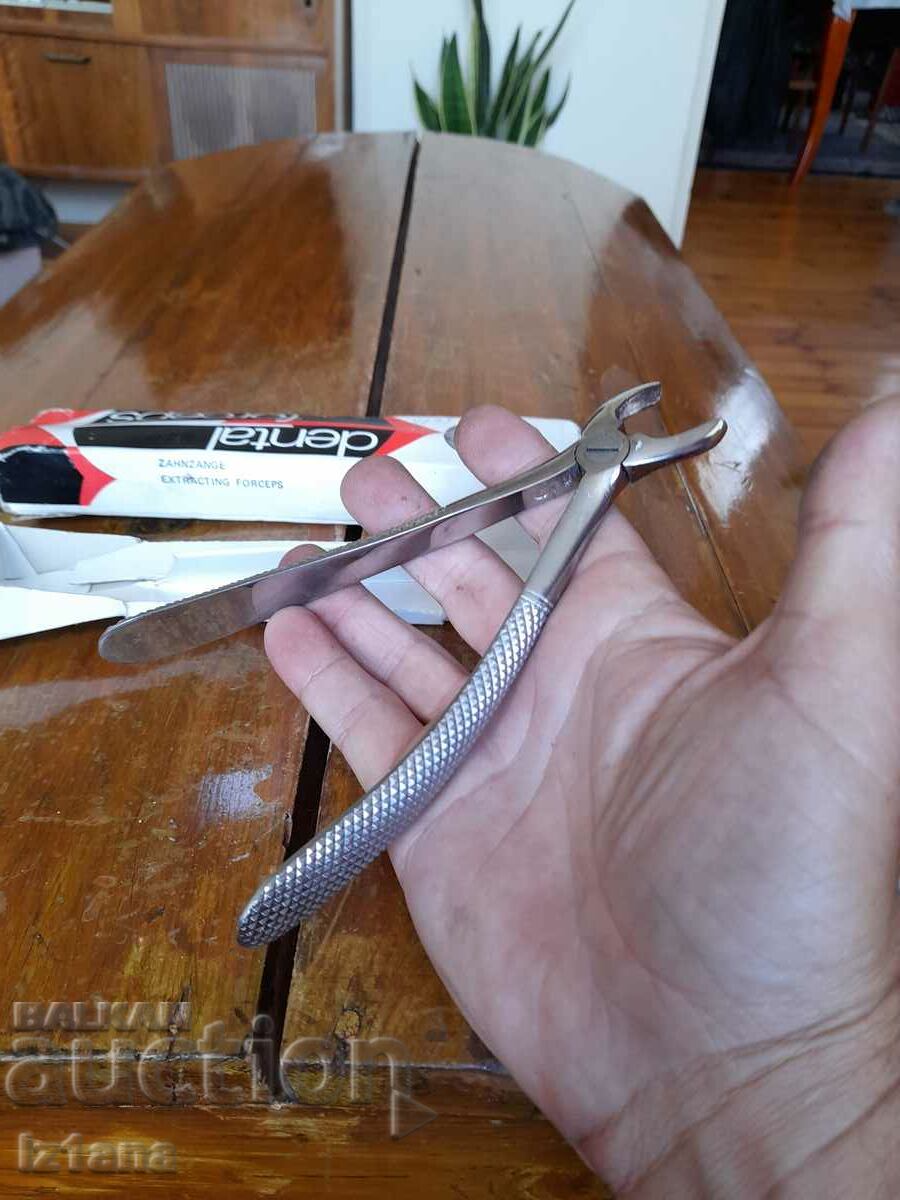 Delivery of Old dental pliers