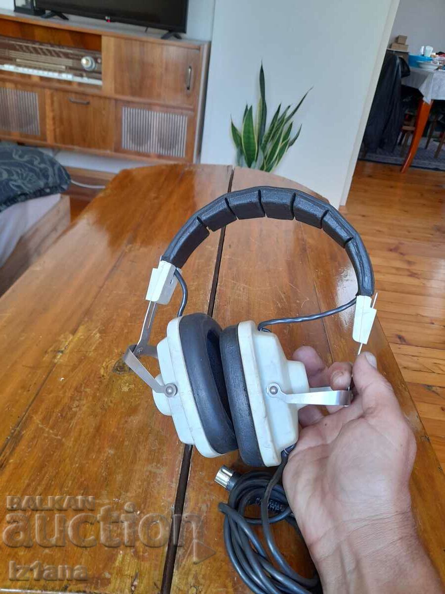 Old TDS-3 headphones with price 30.00 BGN | € 15.34 Old TDS-3 headphones with price 30.00 BGN | € 15.34