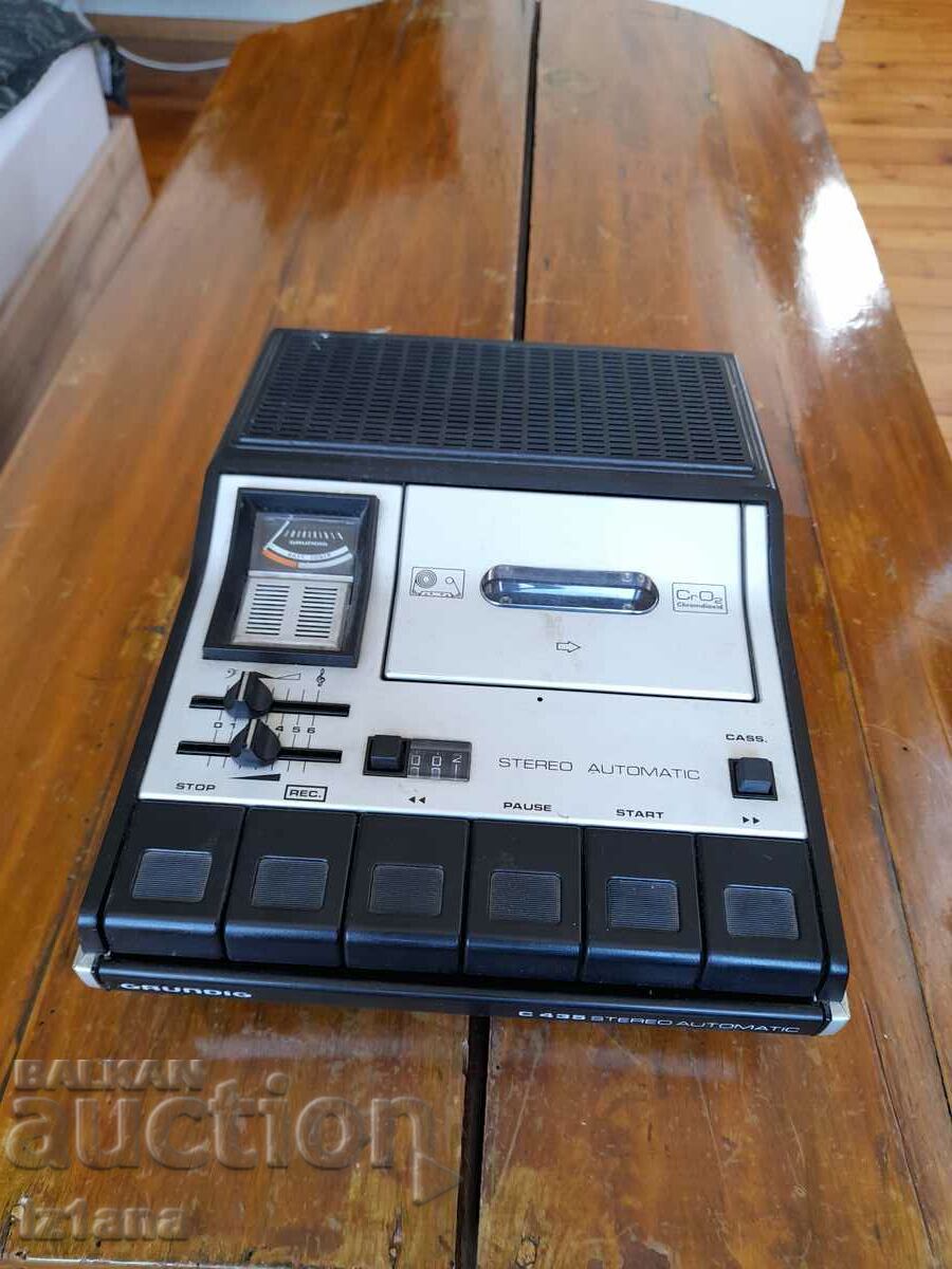 Old cassette player Grundig C435 with price 75.00 BGN | € 38.35 Old cassette player Grundig C435 with price 75.00 BGN | € 38.35