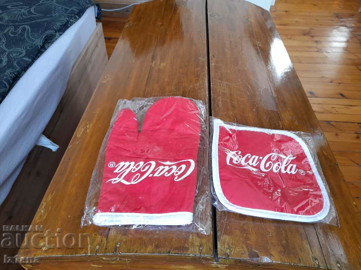 Handles for hot Coca Cola, Coca Cola