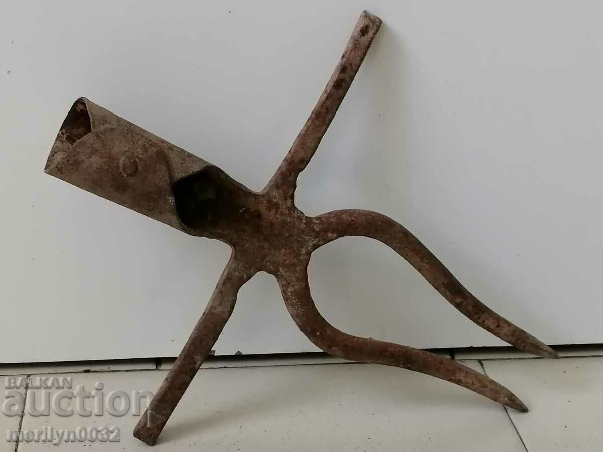 Auction Old twin forged, villa, wrought iron Auction Old twin forged, villa, wrought iron