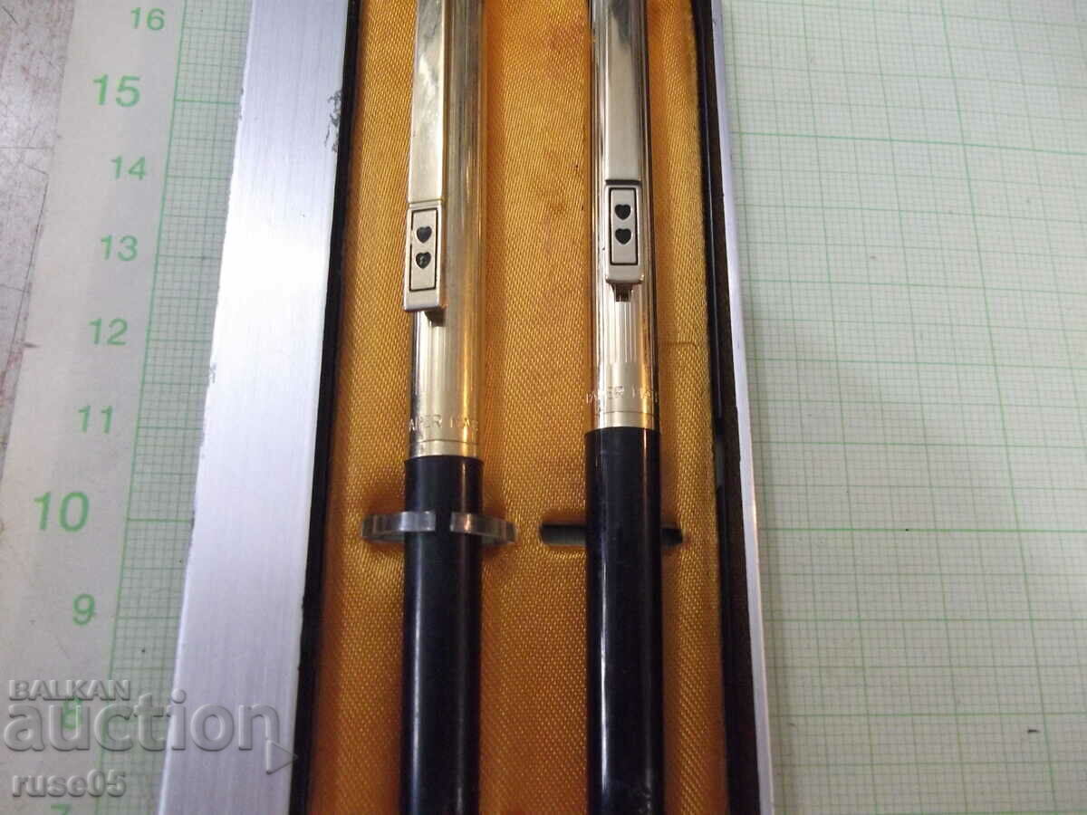 Delivery of Set of 2 American pyromola "PAPER MATE" working Delivery of Set of 2 American pyromola "PAPER MATE" working