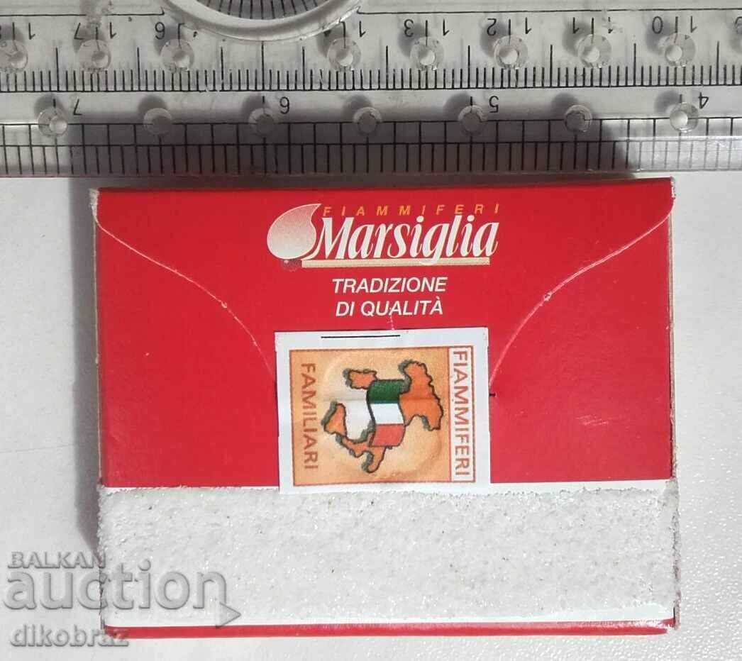 Italy / Household matches with price 4.40 BGN | € 2.25 Italy / Household matches with price 4.40 BGN | € 2.25