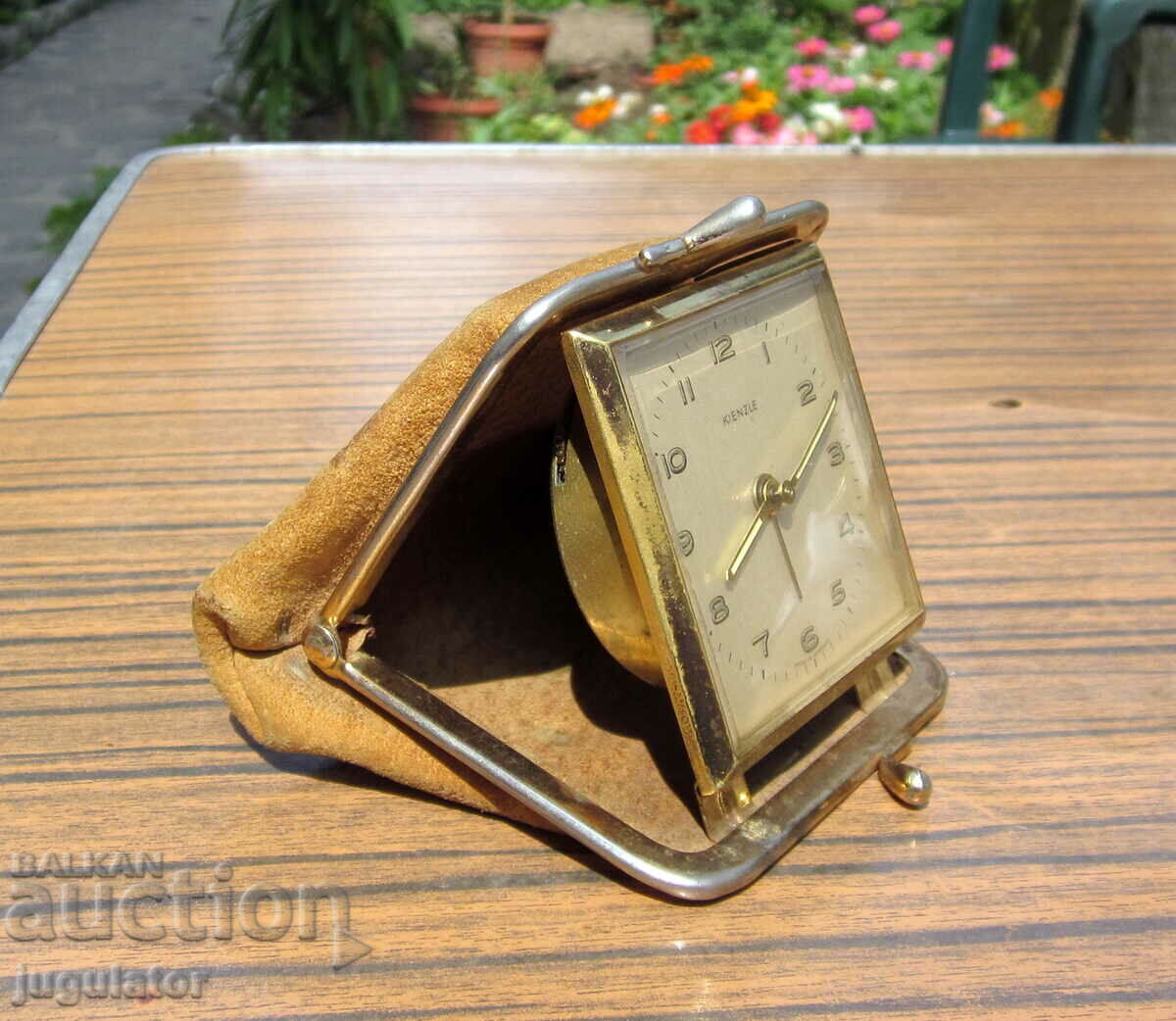 Delivery of old German folding alarm clock KIENZLE Delivery of old German folding alarm clock KIENZLE