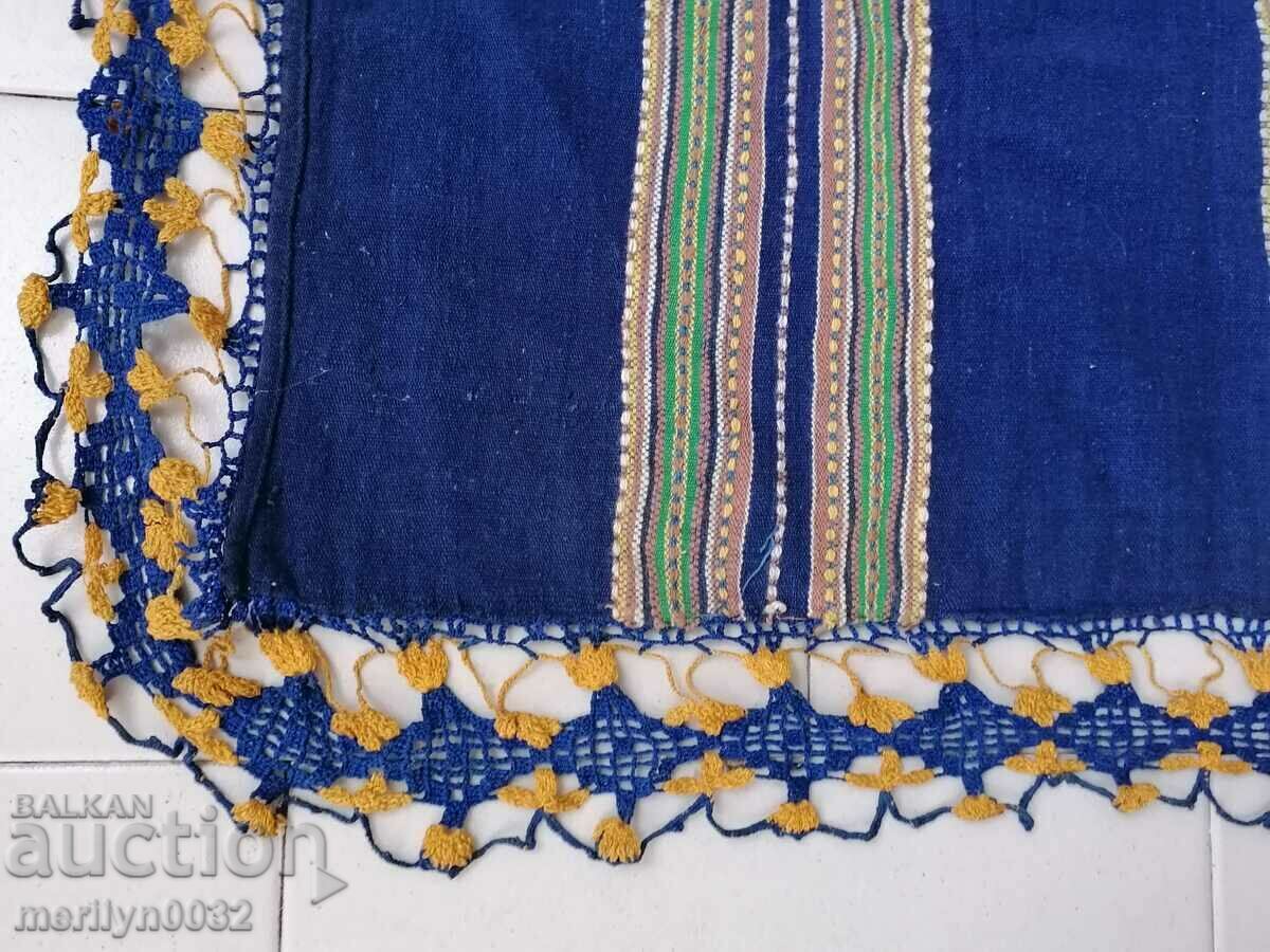 Delivery of Early 20th century lace cover Delivery of Early 20th century lace cover