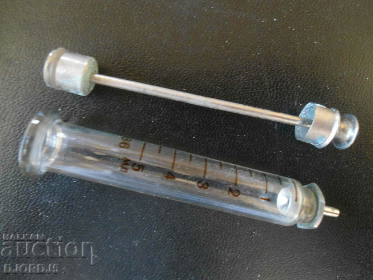Old glass syringes, 2 pieces - 6