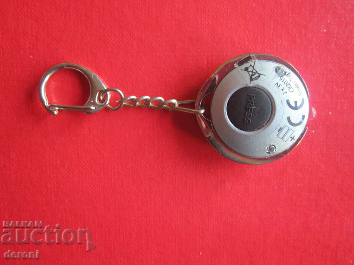 Auction  Great keychain flashlight