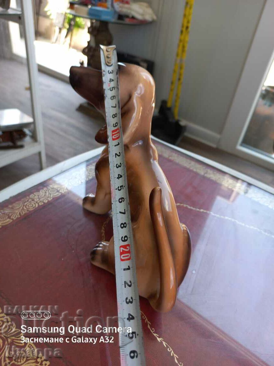 Auction PORCELAIN GIRL Auction PORCELAIN GIRL