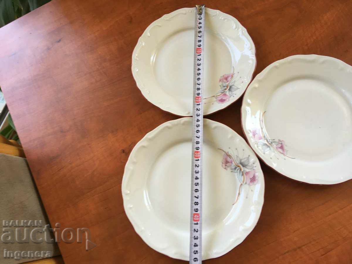 Auction PORCELAIN PLATE RELIEF BULGARIA-ISIDA-3 PCS SALAD Auction PORCELAIN PLATE RELIEF BULGARIA-ISIDA-3 PCS SALAD