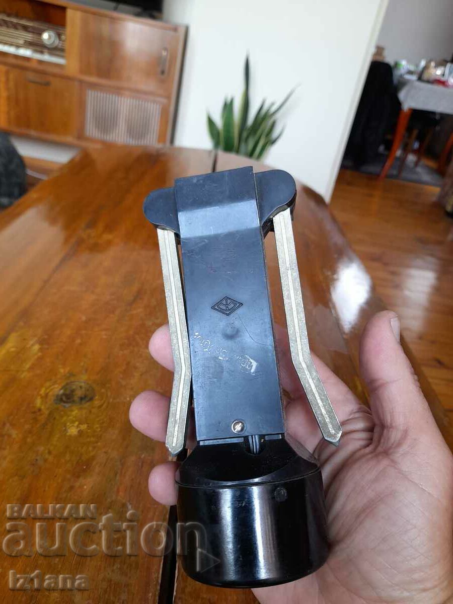 Παράδοση Παλαιός βολτόμετρο Παράδοση Παλαιός βολτόμετρο