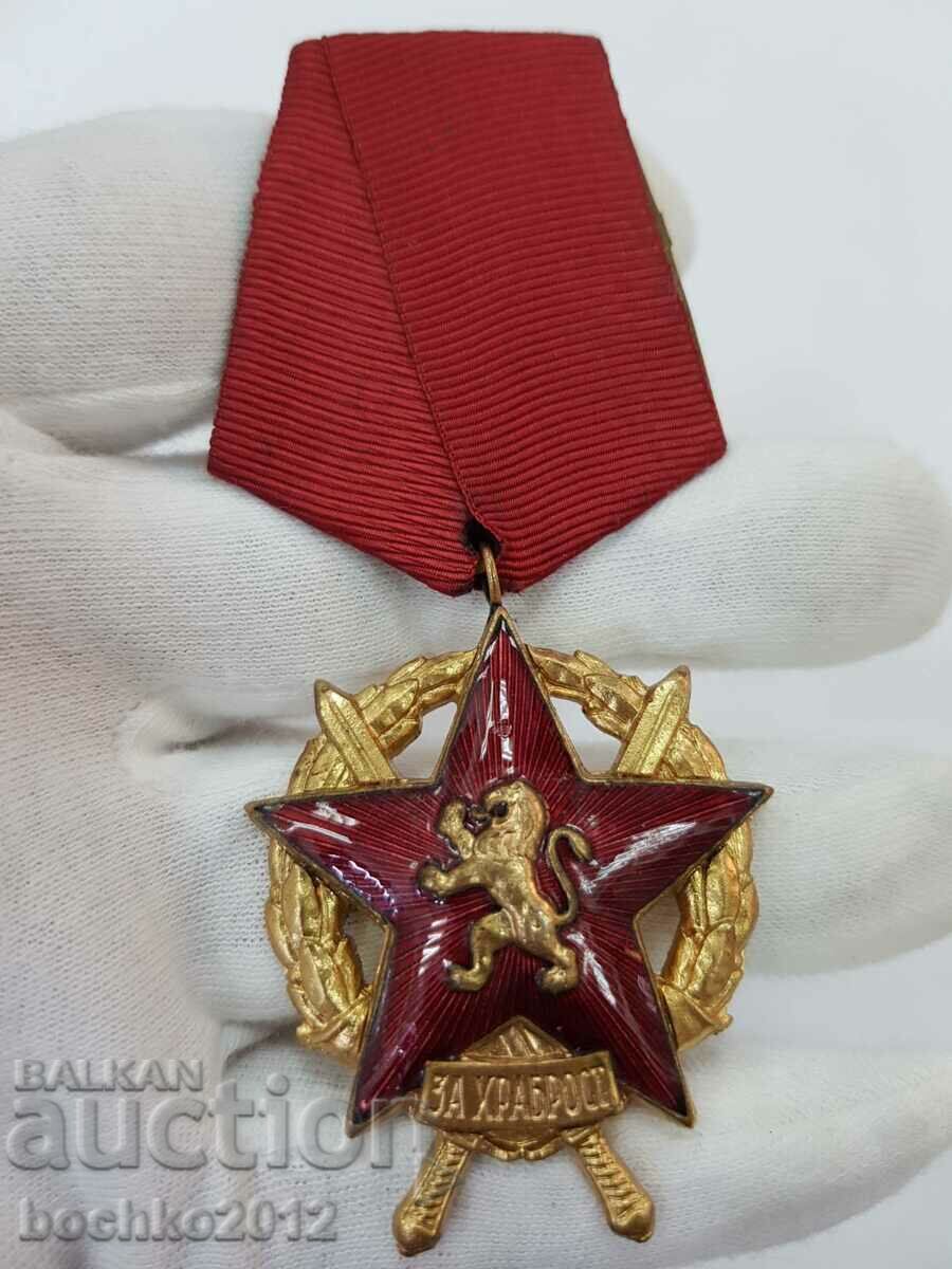 Very rare communist Order of Courage 1 st. Very rare communist Order of Courage 1 st.