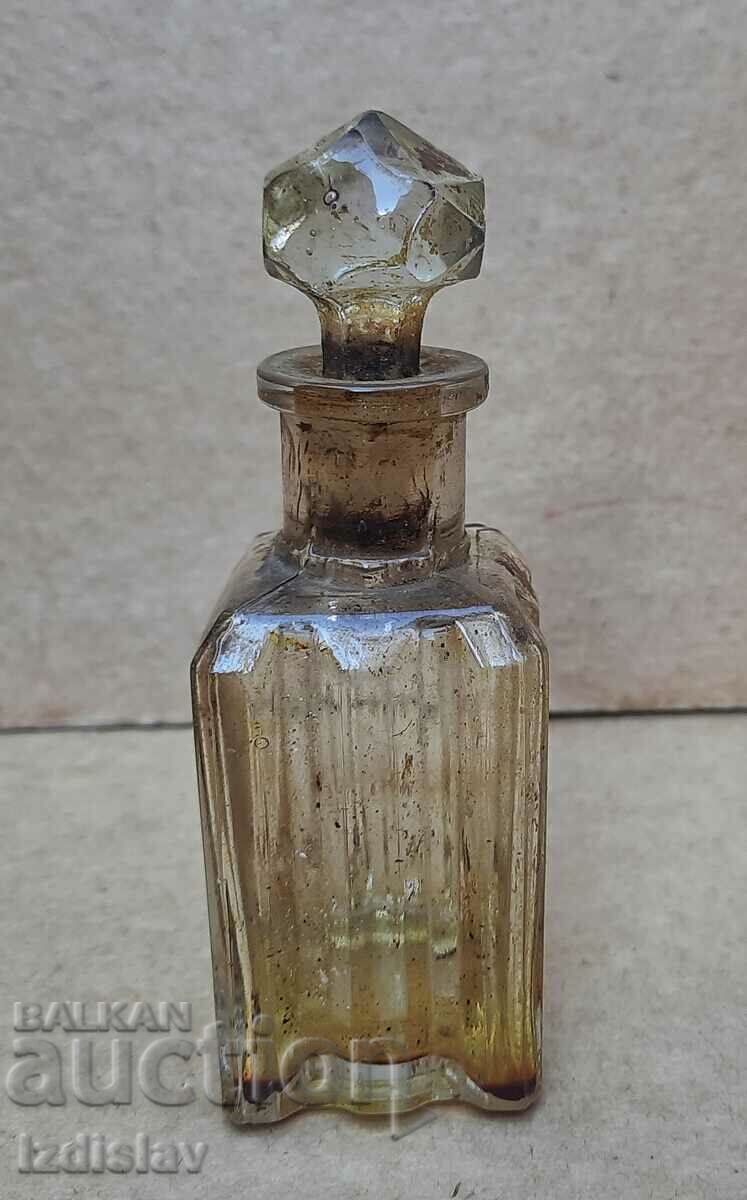 Auction Old perfume bottle Auction Old perfume bottle