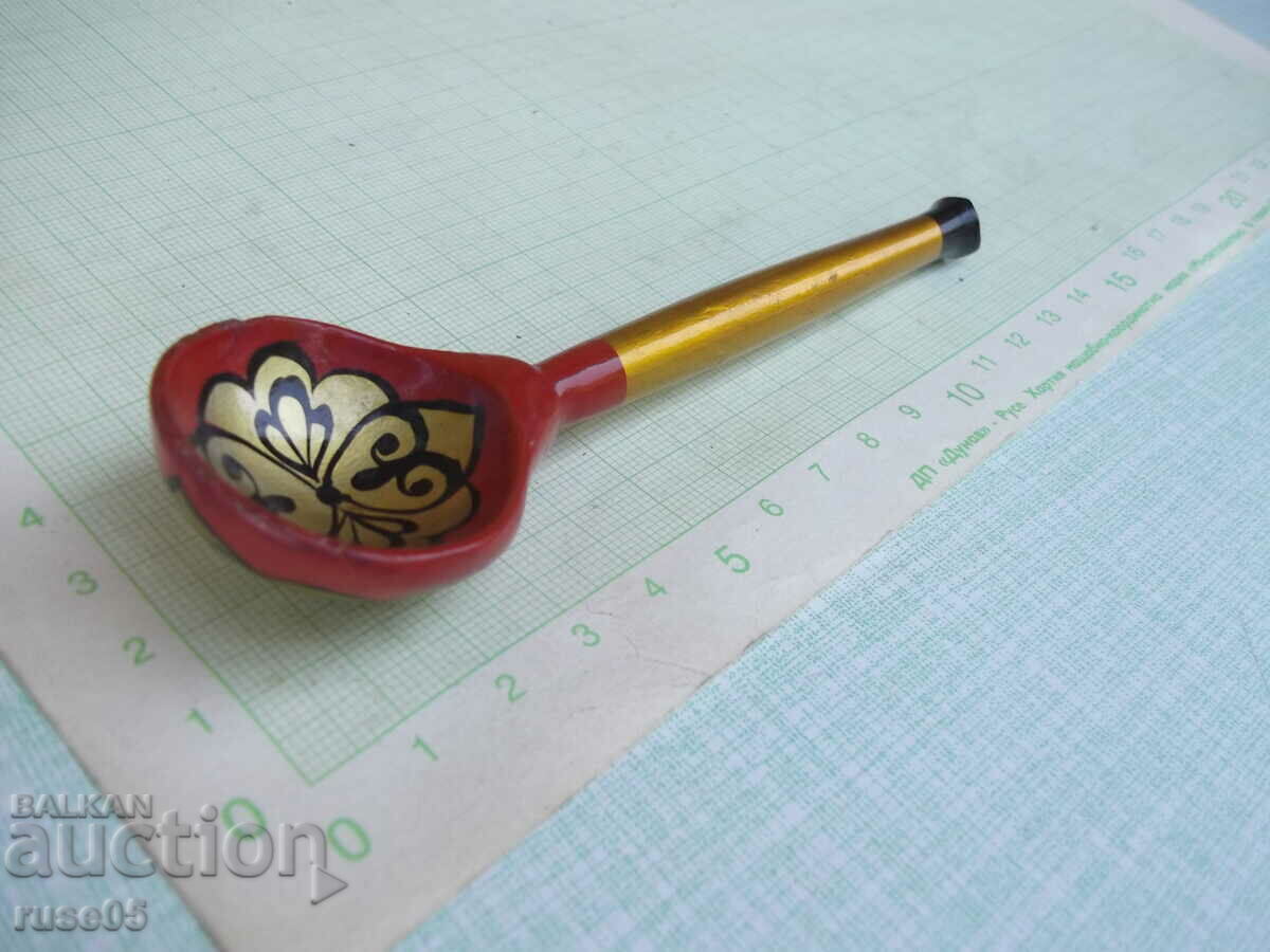 Auction Painted wooden spoon Auction Painted wooden spoon
