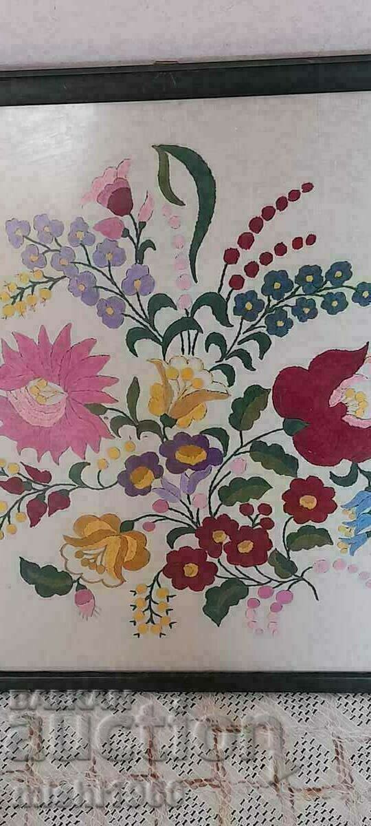 Κέντημα μηχανής μεγάλης εικόνας με τιμή 10.00 BGN | € 5.11 Κέντημα μηχανής μεγάλης εικόνας με τιμή 10.00 BGN | € 5.11