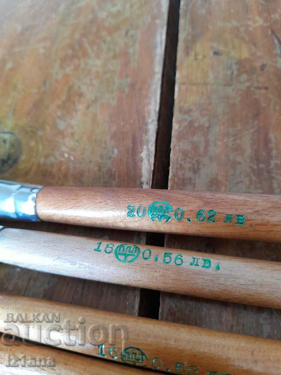 Old brush, paint brushes - 5 Old brush, paint brushes - 5