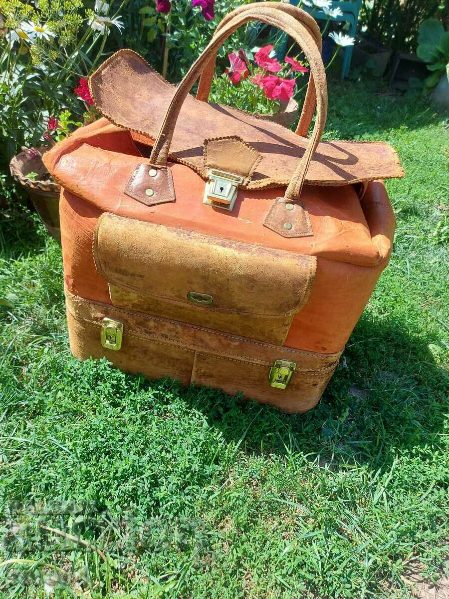 BAG - SUITCASE - LEATHER - UNIQUE - 5 BAG - SUITCASE - LEATHER - UNIQUE - 5