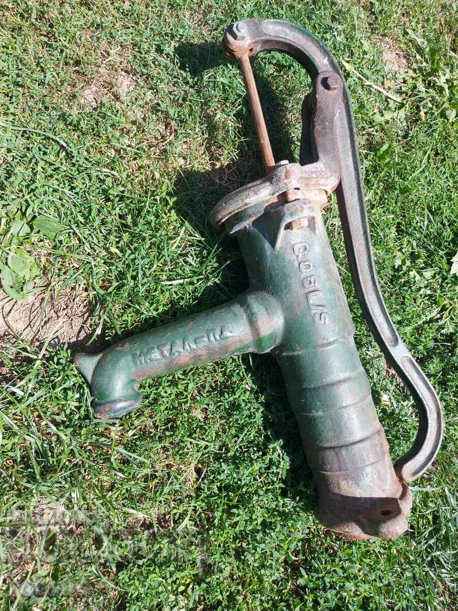GARDEN PUMP - LIVER - 6 GARDEN PUMP - LIVER - 6