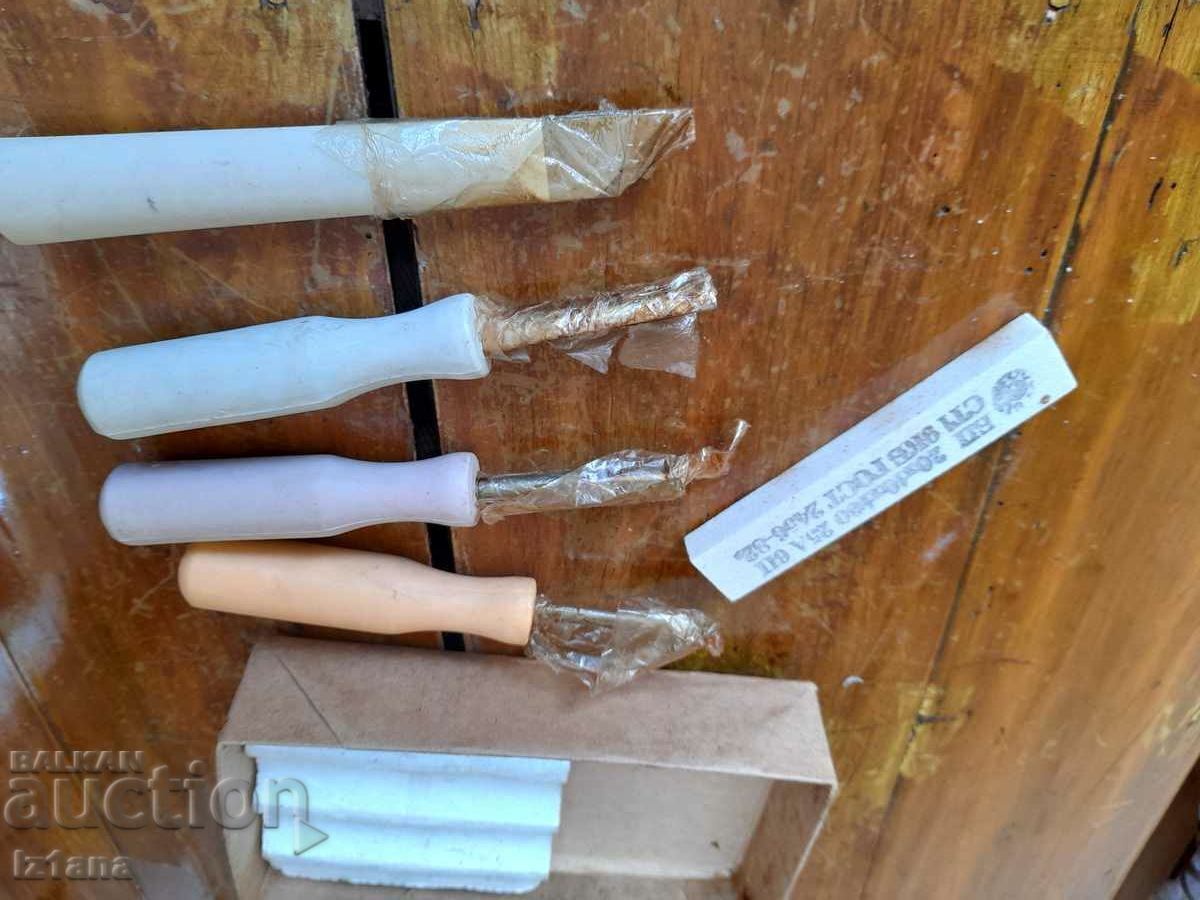 Delivery of Old Wood Carving Chisels Craftsman Delivery of Old Wood Carving Chisels Craftsman