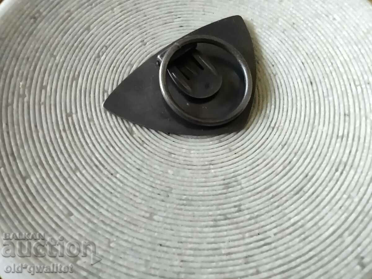 Прекрасна брошка/ клипс, старинна с цена 97.00 лв. | € 49.60