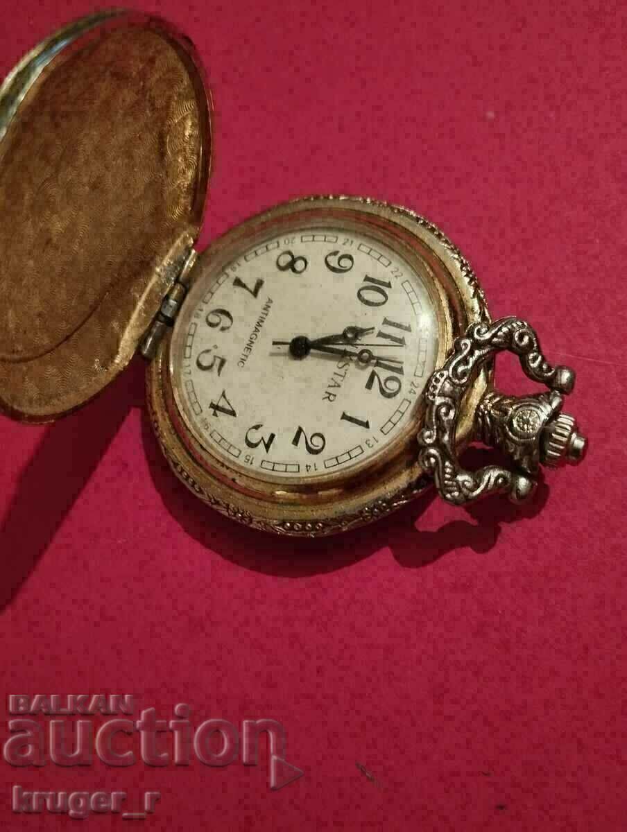 Livrarea Ceas de buzunar ANTIMAGNETIC