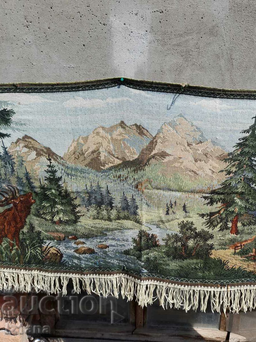 Delivery of Antique carpet, wall covering