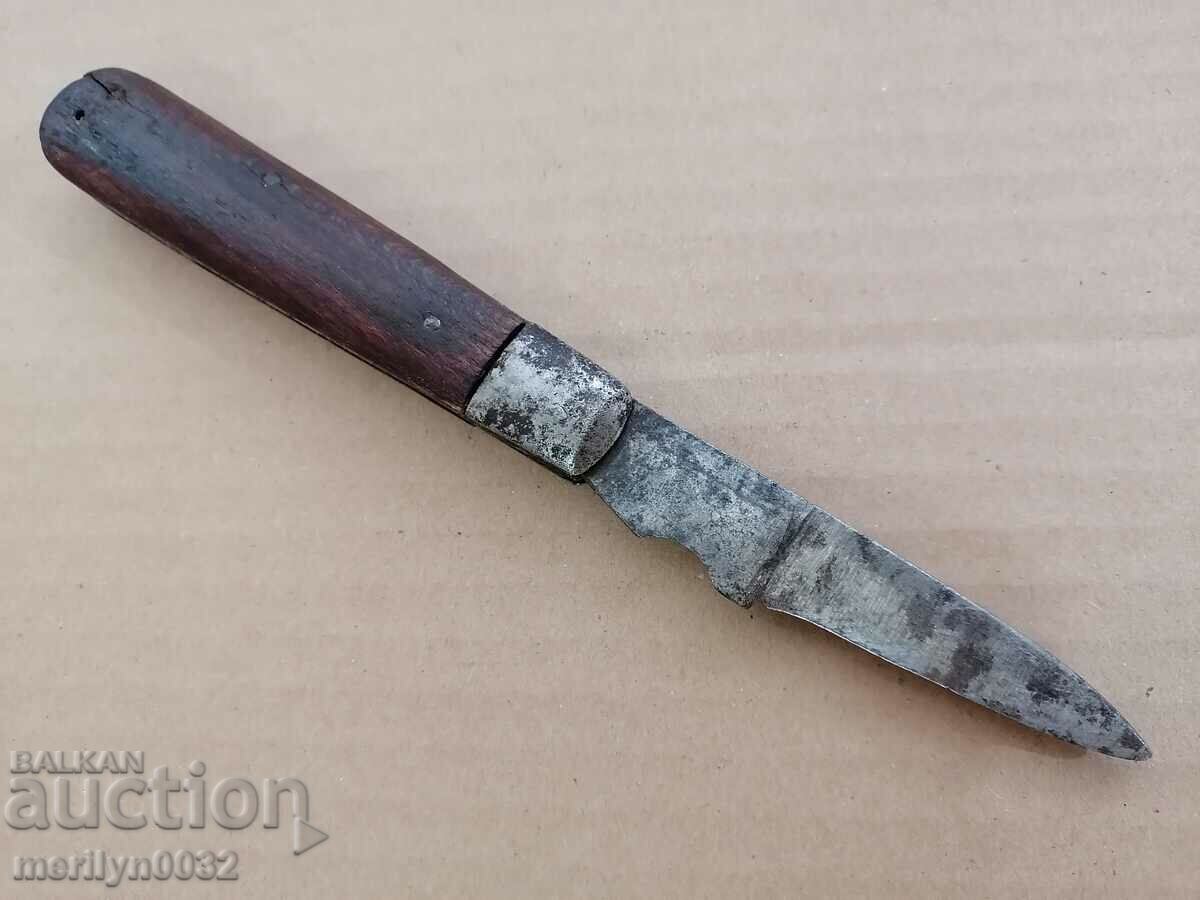 Delivery of Old knife WWII WW2 knife, knife, checker