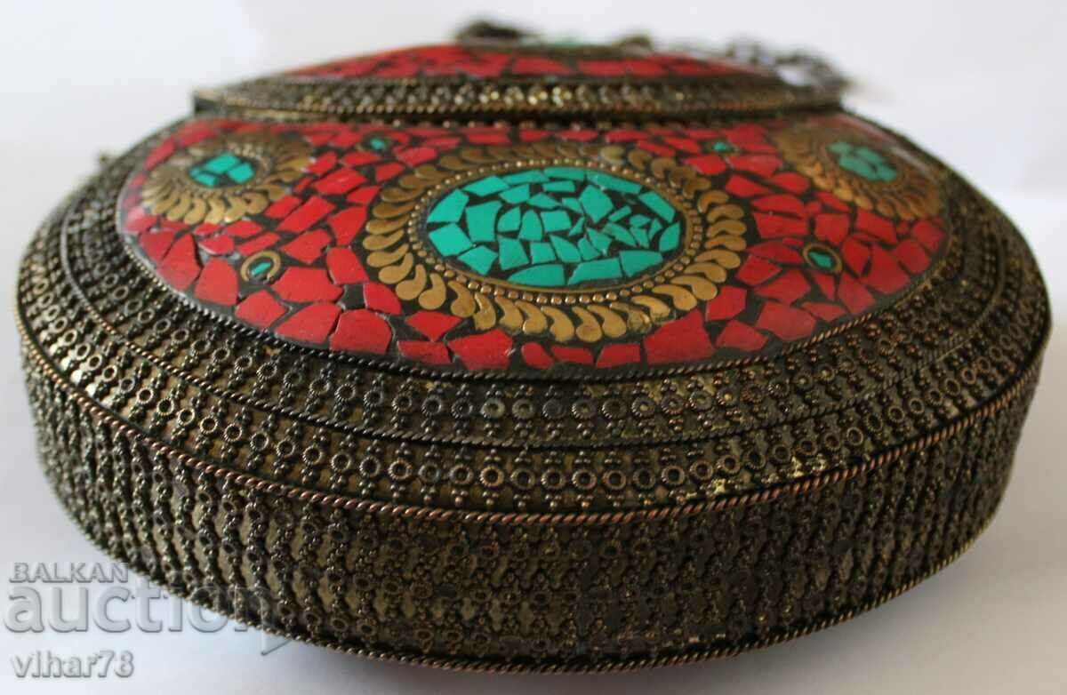 Доставка на МНОГО КРАСИВА МЕТАЛНА ЧАНТИЧКА С КАМЕННА МОЗАЙКА Доставка на МНОГО КРАСИВА МЕТАЛНА ЧАНТИЧКА С КАМЕННА МОЗАЙКА