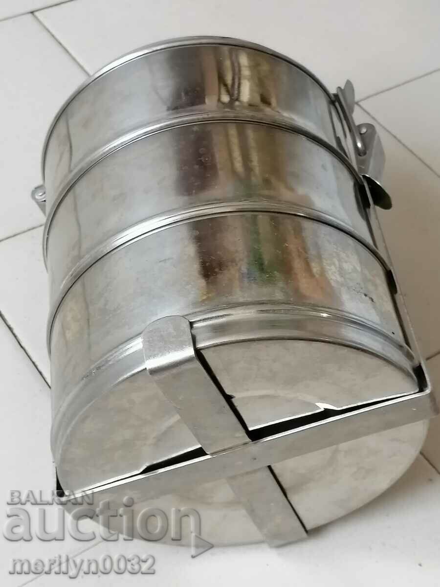 Feed pots 3 pieces of seferite metal container STAIN with price 43.00 BGN | € 21.99 Feed pots 3 pieces of seferite metal container STAIN with price 43.00 BGN | € 21.99