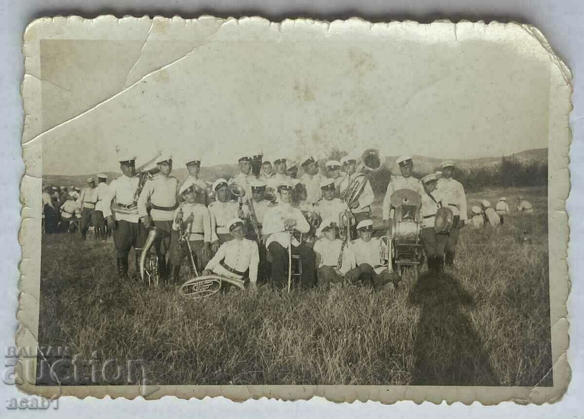 Στρατιωτική μπάντα της δεκαετίας του 1930 με τιμή 19.99 BGN | € 10.22 Στρατιωτική μπάντα της δεκαετίας του 1930 με τιμή 19.99 BGN | € 10.22