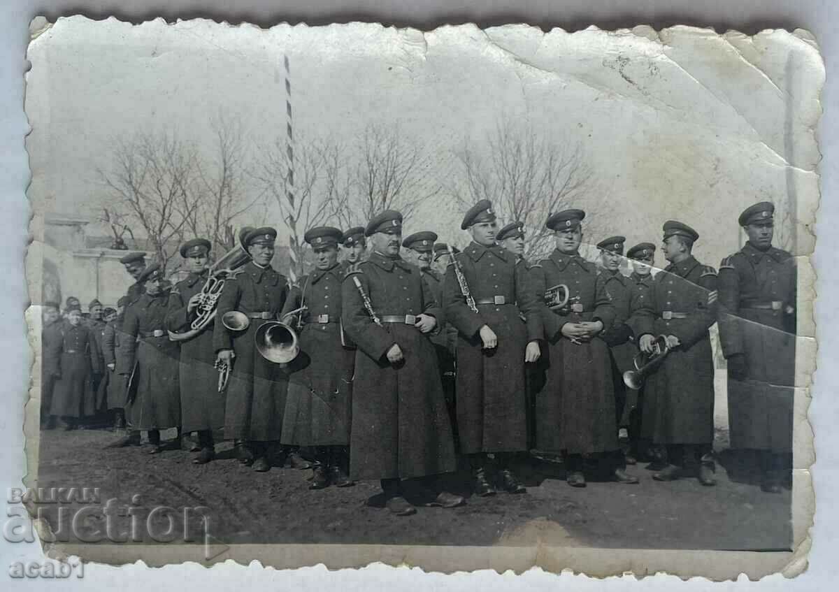 Παράδοση Στρατιωτική μπάντα της δεκαετίας του 1930 Παράδοση Στρατιωτική μπάντα της δεκαετίας του 1930