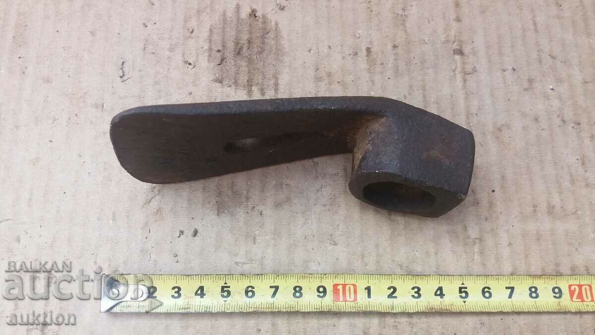 Auction SOC. STEELIZED TESLA, TOOL Auction SOC. STEELIZED TESLA, TOOL