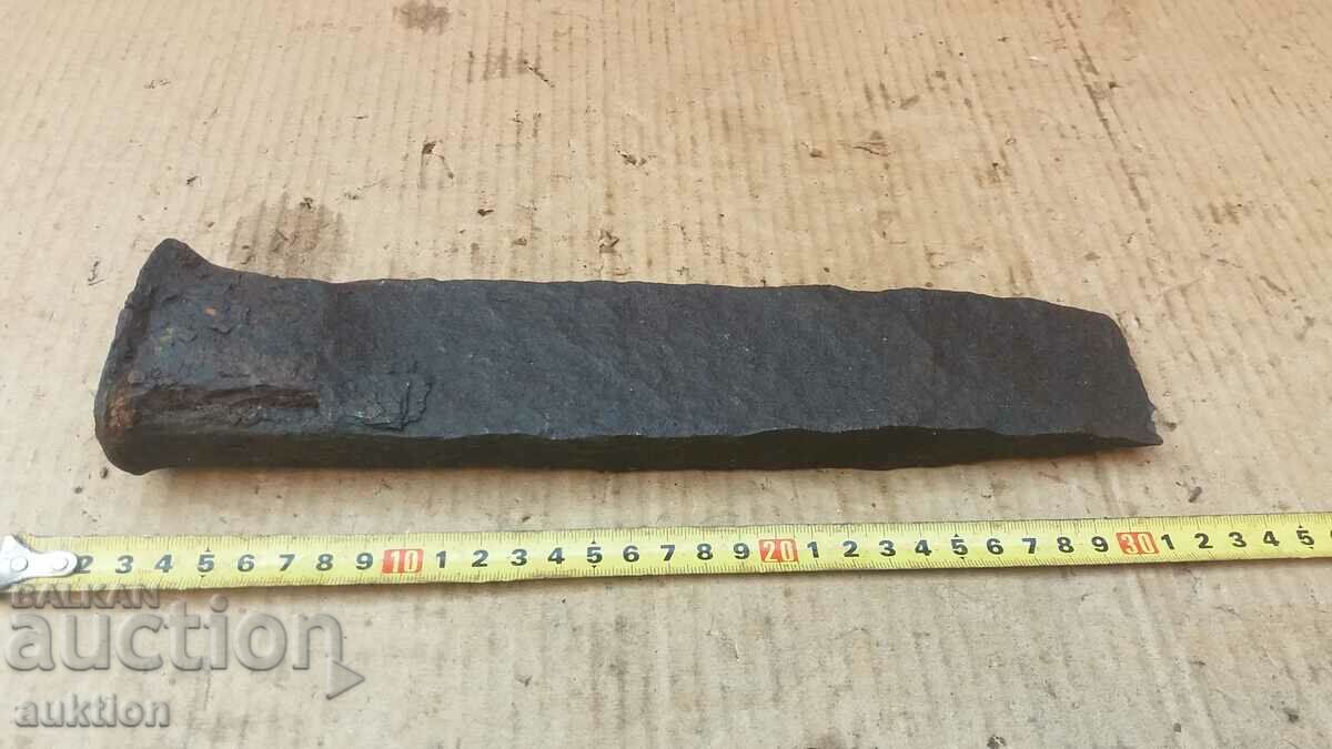 FORGED RENAISSANCE WEDGE, CUTTER - RAILWAY MASSIVE with price 8.99 BGN | € 4.60 FORGED RENAISSANCE WEDGE, CUTTER - RAILWAY MASSIVE with price 8.99 BGN | € 4.60