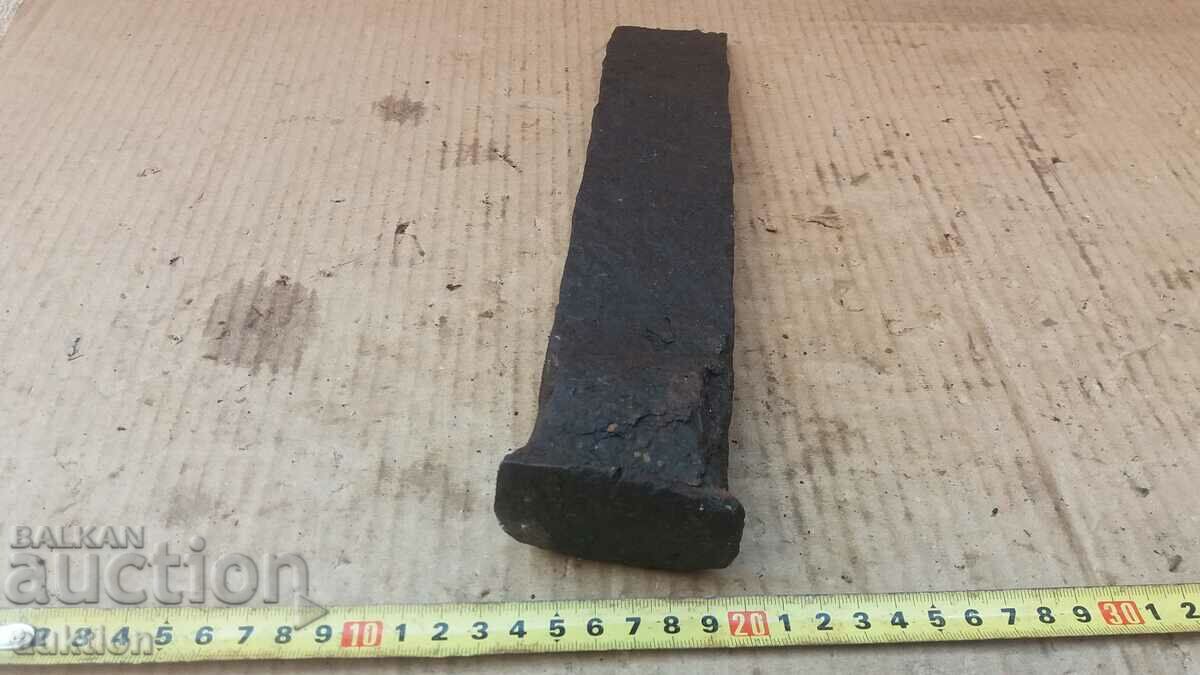 FORGED RENAISSANCE WEDGE, CUTTER - RAILWAY MASSIVE - 7 FORGED RENAISSANCE WEDGE, CUTTER - RAILWAY MASSIVE - 7