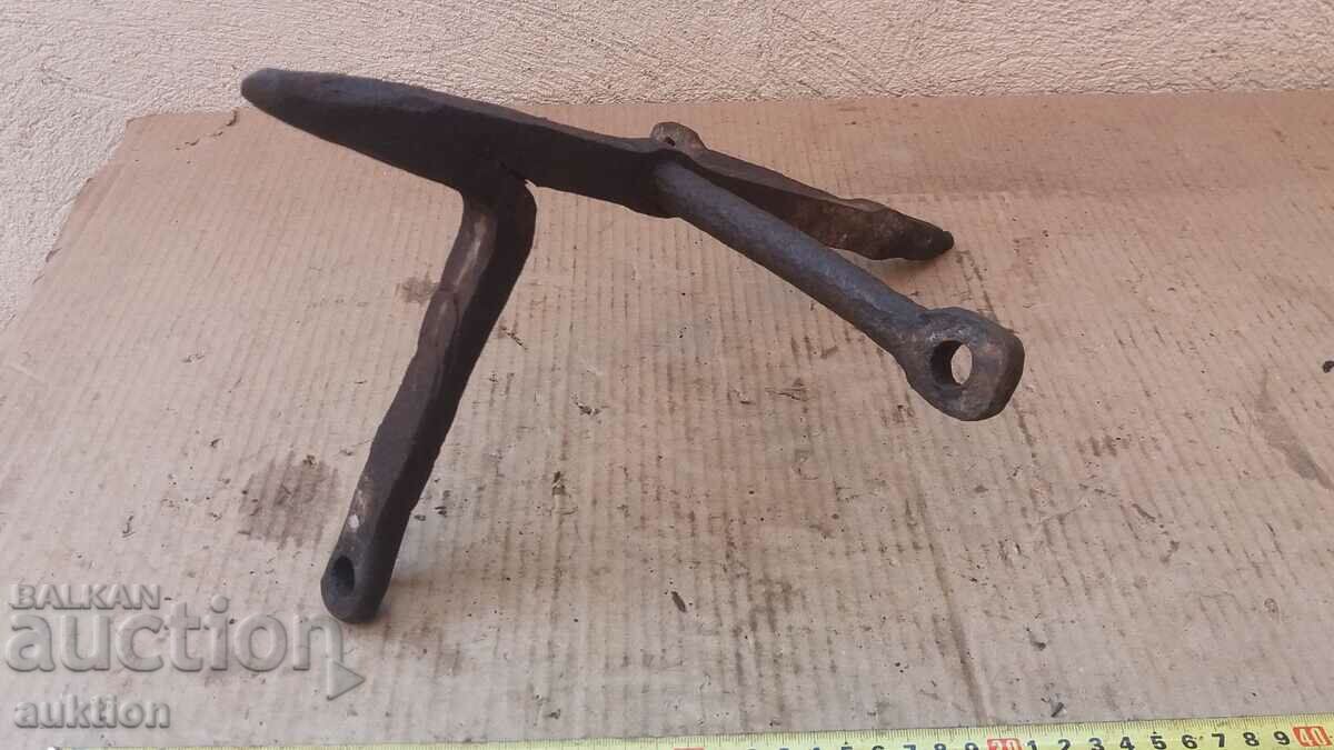 RENAISSANCE INTERESTING WROUGHT IRON, TOOL - 5 RENAISSANCE INTERESTING WROUGHT IRON, TOOL - 5