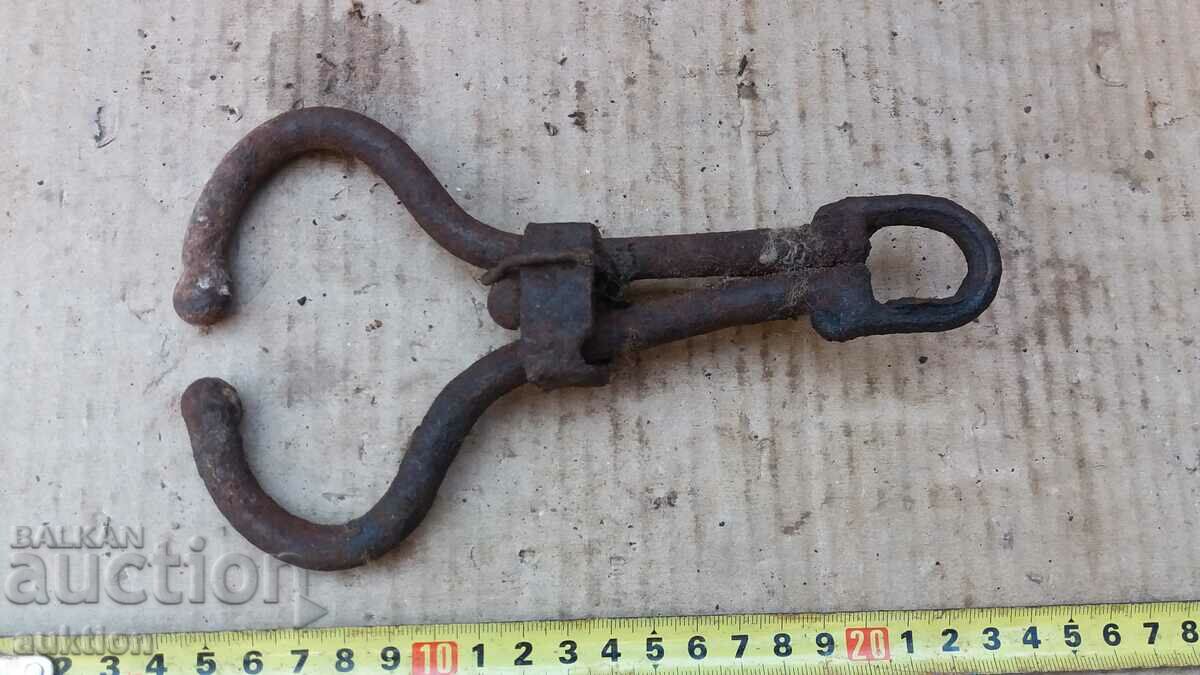 RENAISSANCE WROUGHT IRON, TOOL - 6 RENAISSANCE WROUGHT IRON, TOOL - 6