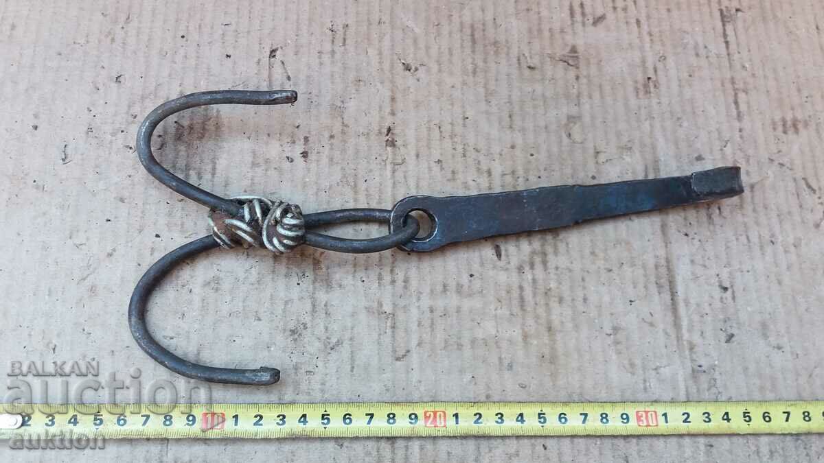 Delivery of FORGED OLD HOOK, CHANGEL Delivery of FORGED OLD HOOK, CHANGEL