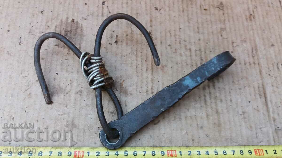 FORGED OLD HOOK, CHANGEL - 7 FORGED OLD HOOK, CHANGEL - 7