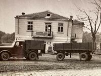 "Кооп превоз" Искъра при Враждебна 1938 г. Автомобилен влак